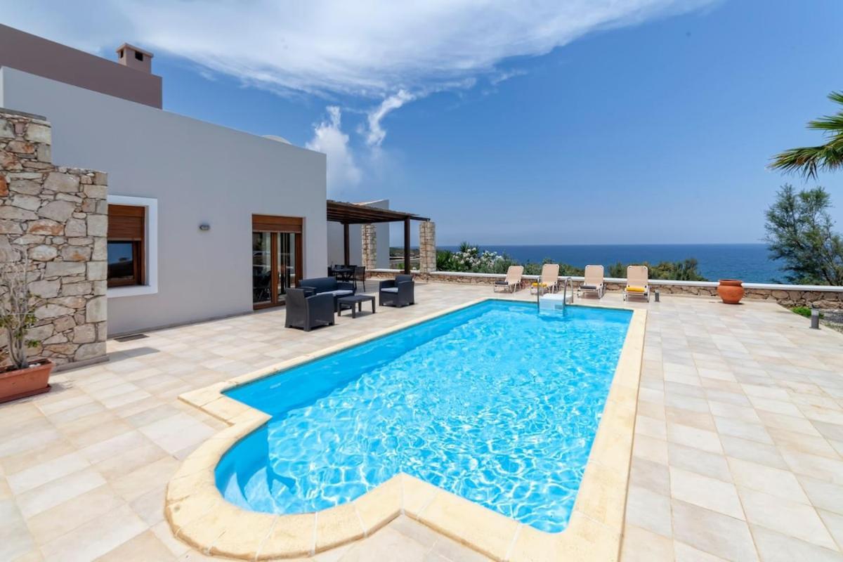 Karena Seaview Villa เยรานี ภายนอก รูปภาพ