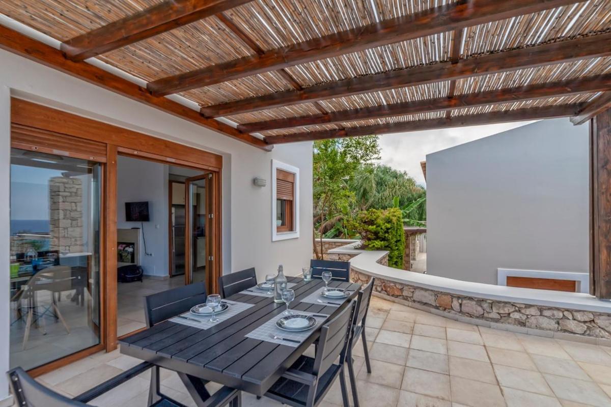 Karena Seaview Villa เยรานี ภายนอก รูปภาพ